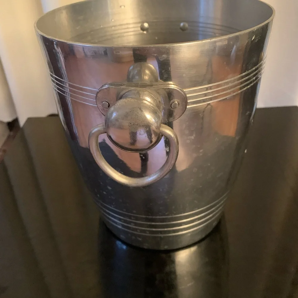 Vintage MOËT CHANDON Champagne/Wine bucket